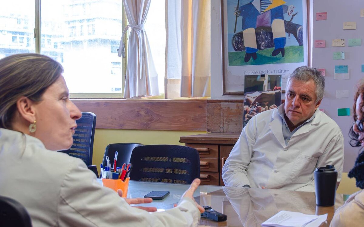El Hospital de Clínicas trabaja en una nueva terapia contra el cáncer